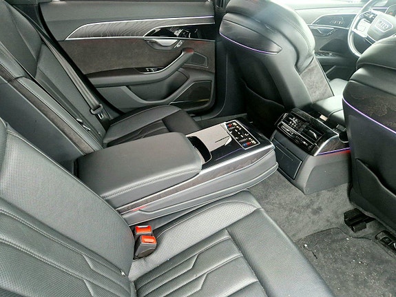 Audi A8 4 of 5