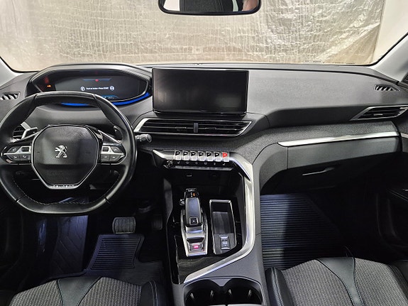 Peugeot 3008 6 of 9