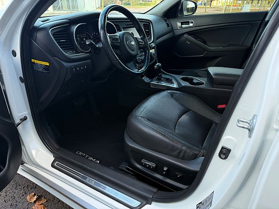 Kia Optima 9 of 21