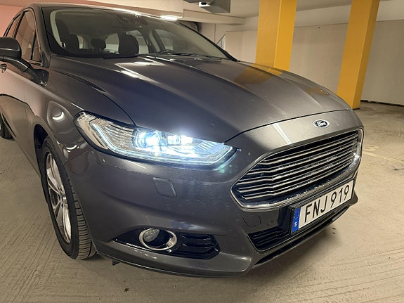 Ford Mondeo 2 of 5