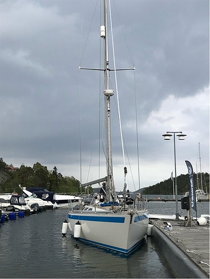 Sweden Yacht 41 6 of 14