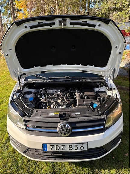 Volkswagen Caddy 2 of 5