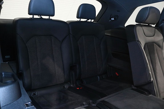 Audi Q7 18 of 30