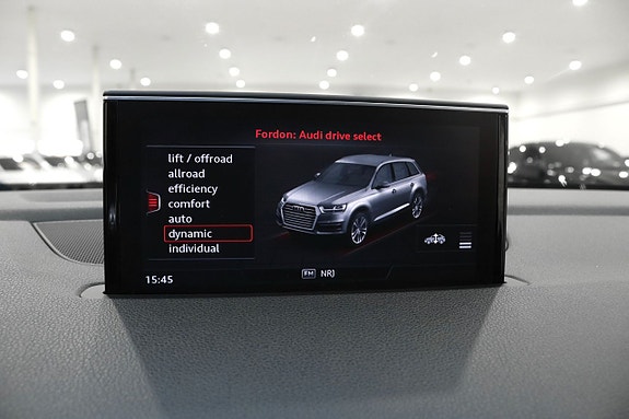 Audi Q7 26 of 30