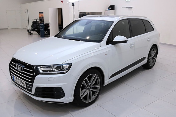 Audi Q7 6 of 30