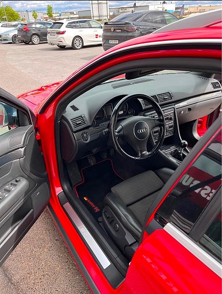 Audi S4 6 of 8