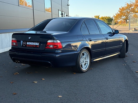 BMW 520 7 of 15