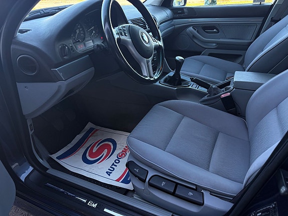 BMW 520 8 of 15