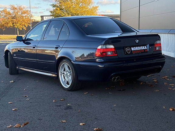 BMW 520 3 of 5