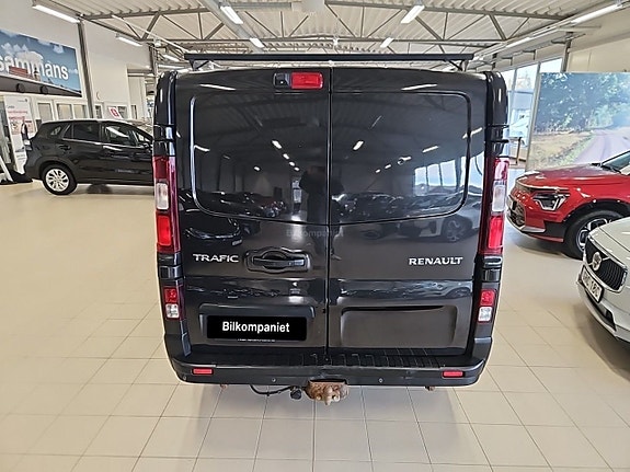 Renault Trafic 5 of 13