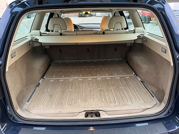 Volvo V70 27 of 27