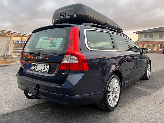 Volvo V70 5 of 27