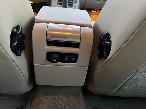 Volvo V70 18 of 27