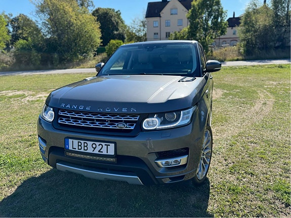 Land Rover Range Rover Sport 2 of 5