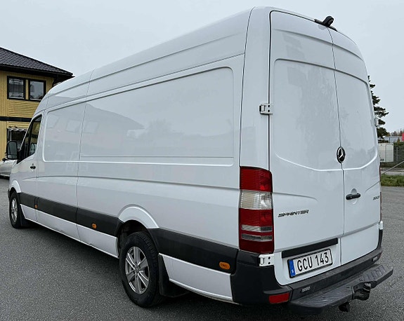 Mercedes-Benz Sprinter 319 8 of 18