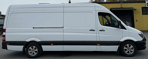 Mercedes-Benz Sprinter 319 4 of 5