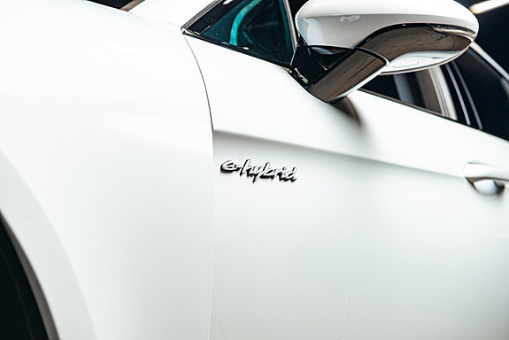 Porsche Panamera 4S 28 of 30