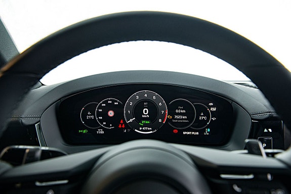 Porsche Panamera 4S 20 of 30