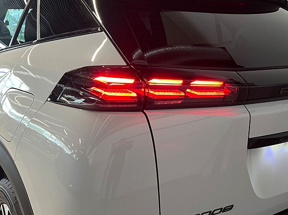 Peugeot 2008 5 of 5