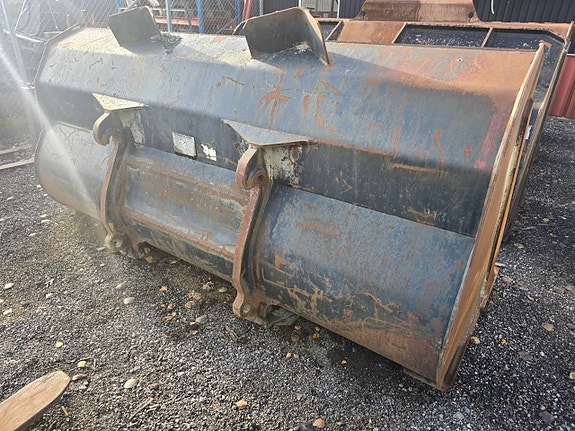 Grusskopa Volvo  ST BM