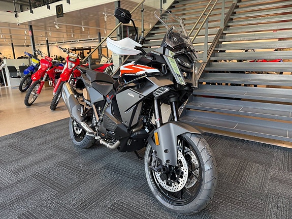 KTM 1390 SUPER ADVENTURE S *HÖSTDEAL* 2 of 9