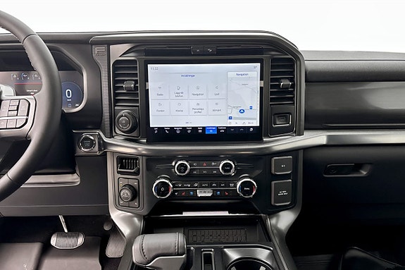 Ford F-150 12 of 18