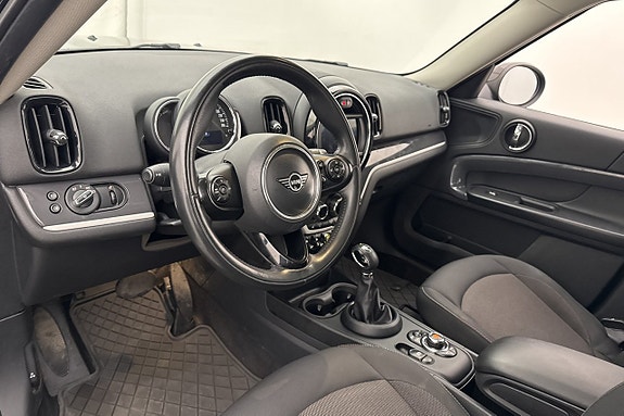 MINI Countryman SE 8 of 27