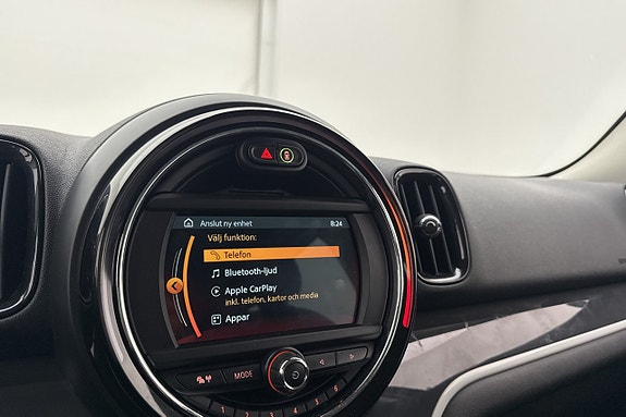 MINI Countryman SE 17 of 27