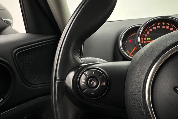 MINI Countryman SE 11 of 27