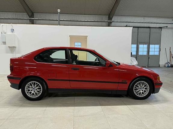 BMW 316 4 of 5
