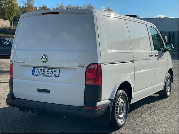 Volkswagen Transporter 4 of 9