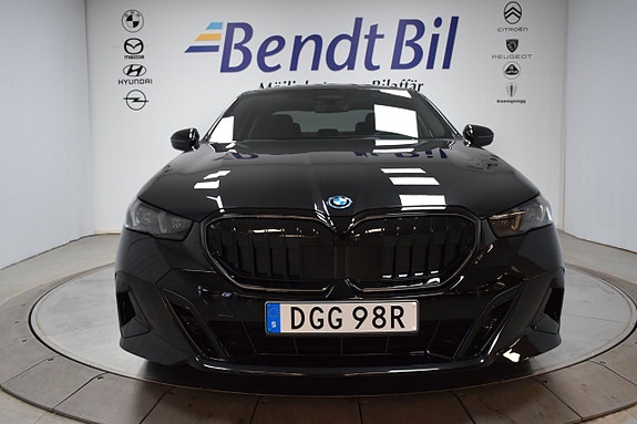BMW 550e 8 of 27