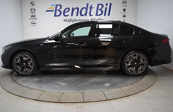 BMW 550e 12 of 27