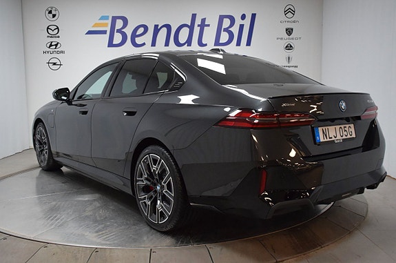 BMW 550e 12 of 26
