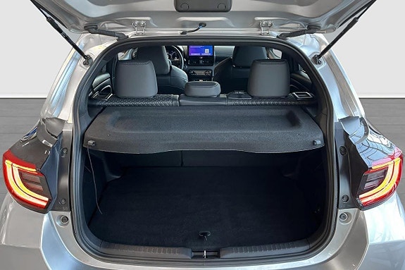 Toyota Yaris 12 of 13