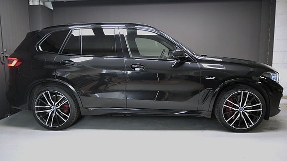 BMW X5 4 of 5