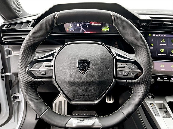 Peugeot 408 7 of 17