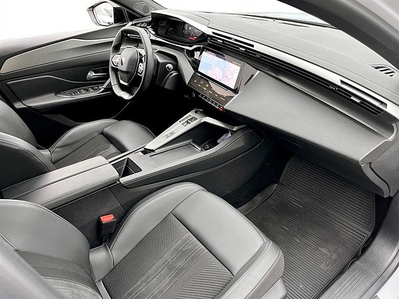 Peugeot 408 12 of 17