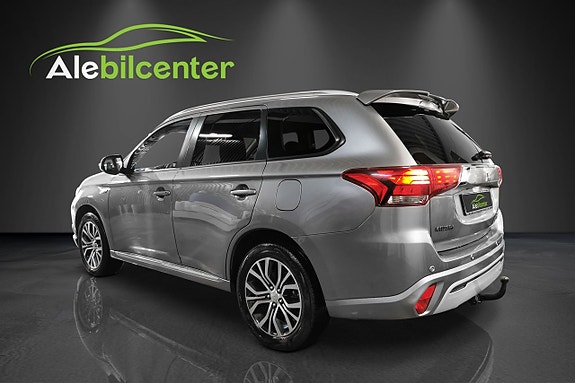 Mitsubishi Outlander 4 of 5