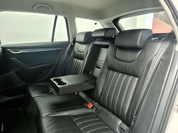 Skoda Octavia 23 of 25