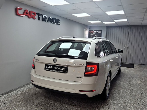 Skoda Octavia 6 of 25