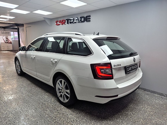 Skoda Octavia 4 of 5