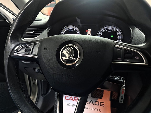 Skoda Octavia 14 of 25