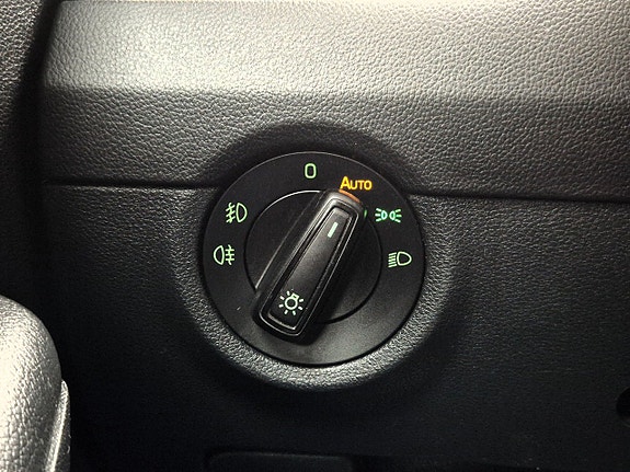 Skoda Octavia 12 of 25