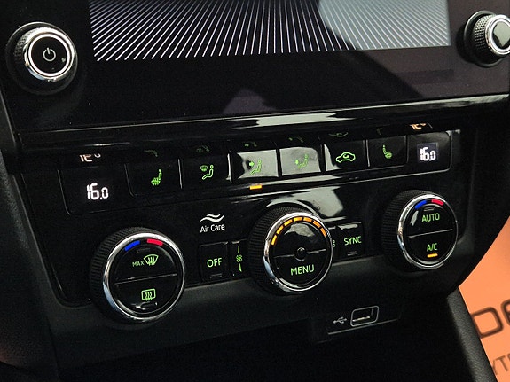 Skoda Octavia 18 of 25