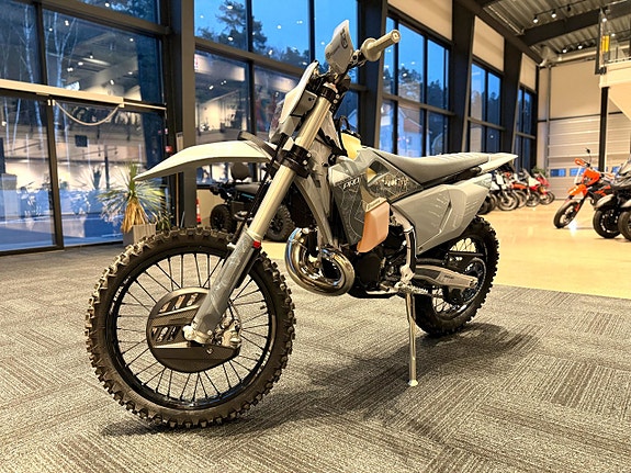 Husqvarna TE 300 PRO 6 of 7