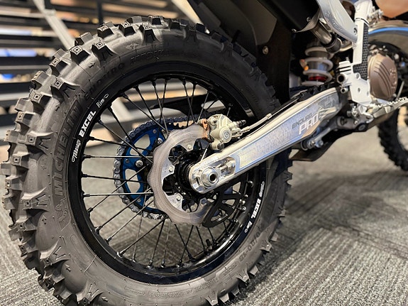 Husqvarna TE 300 PRO 4 of 7