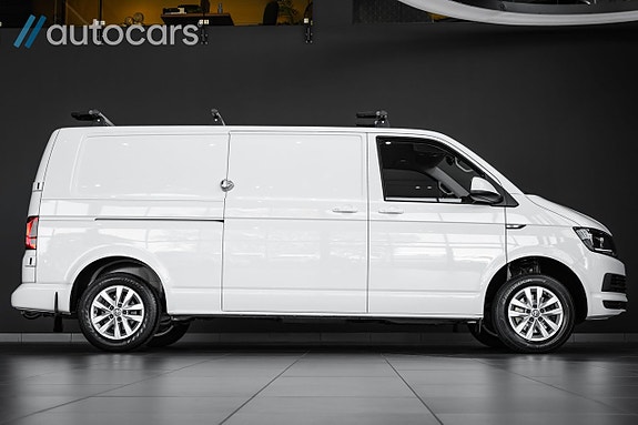 Volkswagen Transporter 2 of 5