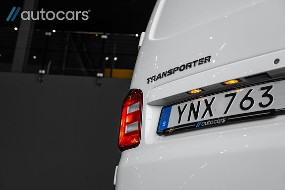 Volkswagen Transporter 12 of 30