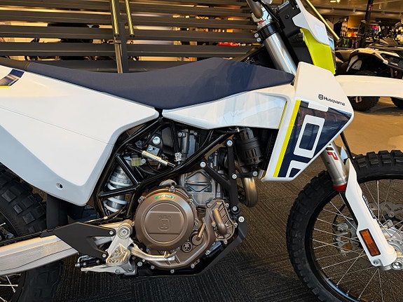 Husqvarna 701 ENDURO 4 of 6